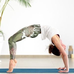 Vintage Tropics Smooth Moves Legging Yoga Bitch NWT